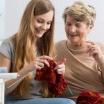 how-to-know-when-your-elderly-parents-need-help-at-home (1)