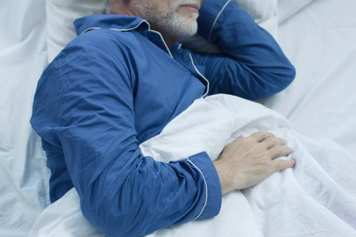 do-older-people-need-less-sleep-how-much-sleep-for-seniors