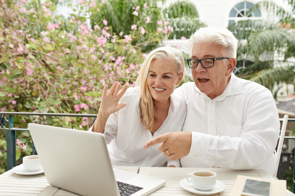 How To Keep Seniors Safe in the Digital Age: A Social Media Guide