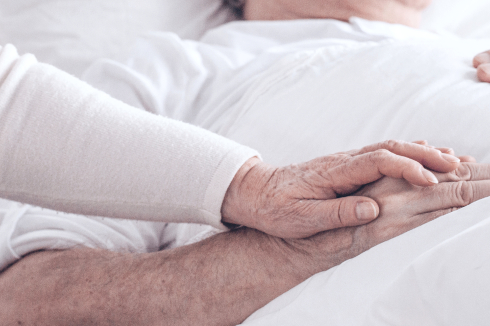 Common Signs Of Death And Care Tips For Loved Ones